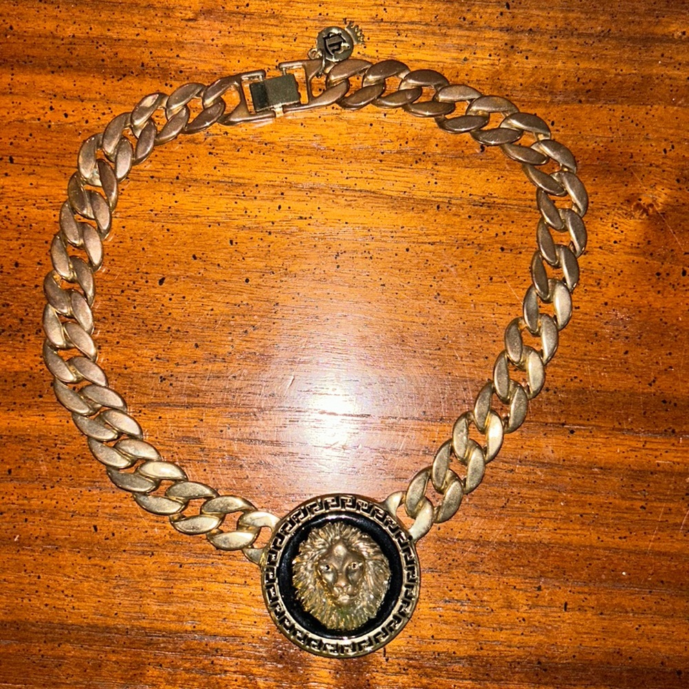 RARE LK lions head medallion necklace on thick gold chain, rare and vintage